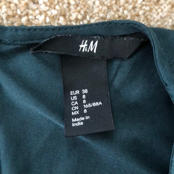 H&M Flowy Top - Picture 2 of 5